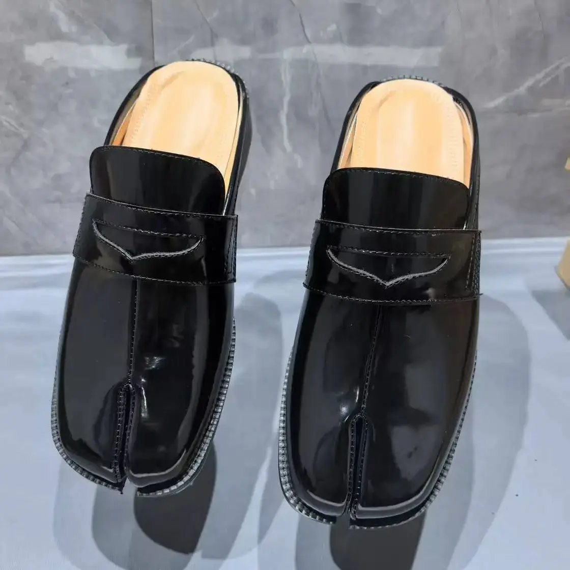 Split Toe Tabi Men's Slippers  - Men'S Shoes With Toes recension och pris